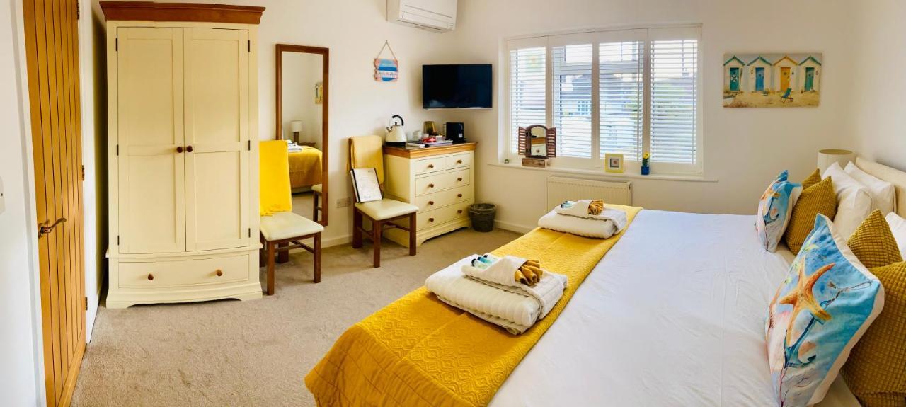 Avon 4* Christchurch (Dorset)