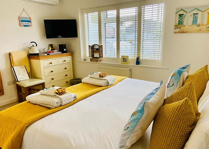 Avon Beach Bed & Breakfast
